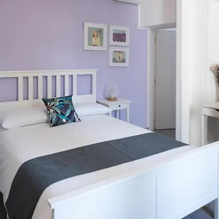 Dietro Il Teatro Bed & Breakfast