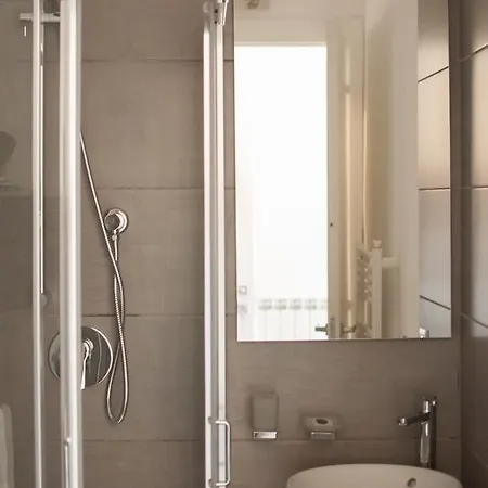 Bed & Breakfast Dietro Il Teatro 4*