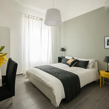 Dietro Il Teatro Bed & Breakfast