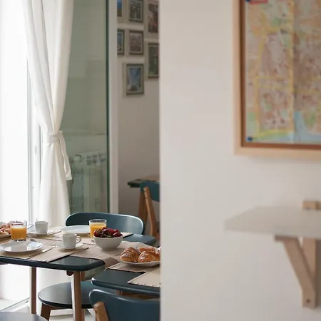 Dietro Il Teatro Bed & Breakfast *